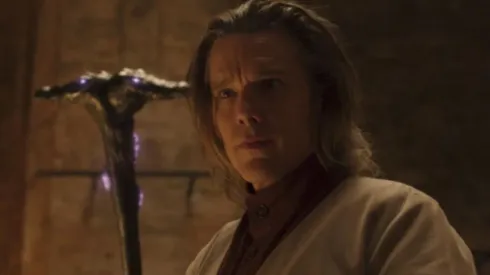 Ethan Hawke como Arthur Harrow