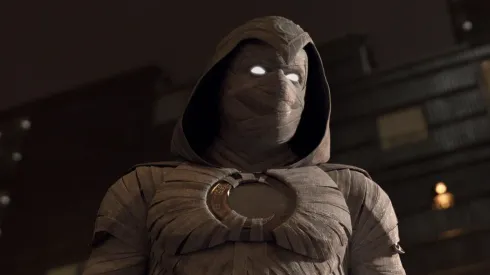 De acuerdo al episodio 2, Marc Spector está nuevamente en control de su cuerpo.