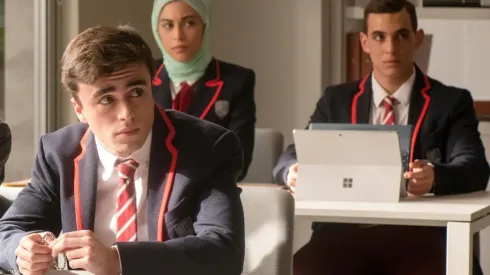 Élite, la serie de Netflix que por excelencia castea adultos para roles adolescentes.