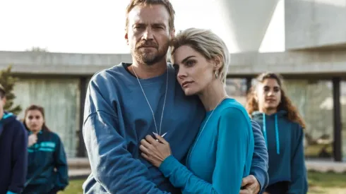 Bienvenidos a Edén: quiénes son las parejas de la serie de Netflix en la vida real.