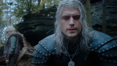 Henry Cavill como Geralt de Rivia