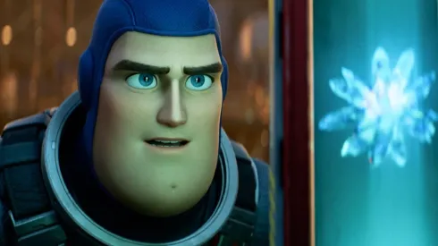 Chris Evans le pone voz al protagonista.