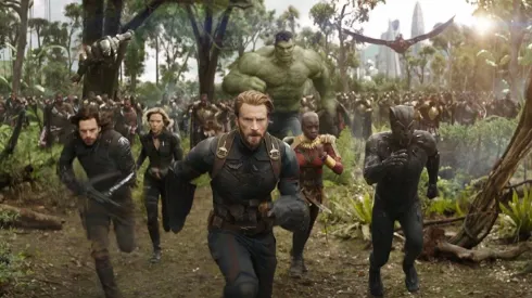 Un personaje de Marvel busca pareja en Tinder.