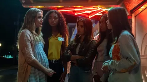 Bailee Madison, Maia Reficco, Chandler Kinney, Zaria y Malia Pyles protagonizan PLL: Original Sin.