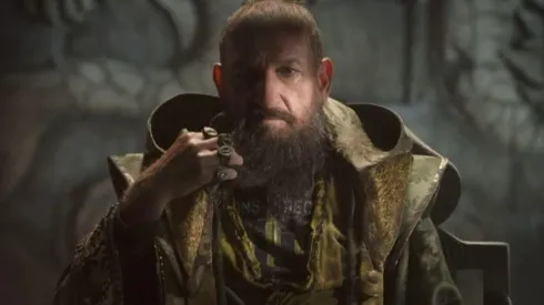 Ben Kingsley como Trevor Slattery