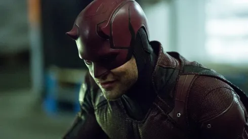 Charle Cox interpreta a Daredevil en Marvel.