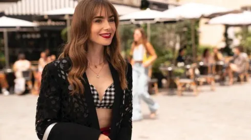 Lily Collins es Emily Cooper