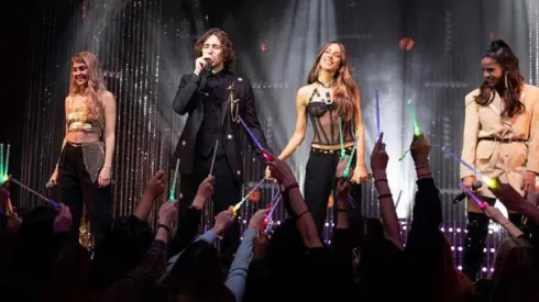 Solo amor y mil canciones: memes y reacciones de los fans al especial de Violetta.