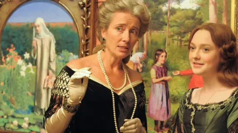 Dakota Fanning protagoniza un drama de época en Netflix.