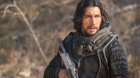 Reseña de "65: Al borde de la extinción": Adam Driver no puede hacerlo solo.