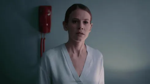 Smile está protagonizada por la actriz Sosie Bacon