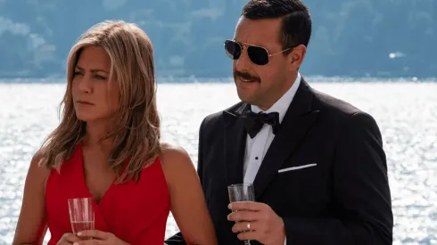 Adam Sandler y Jennifer Aniston protagonizan una de las películas que se estrenaron hoy en Netflix