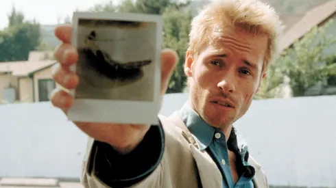 ¿Memento está en Netflix? Dónde ver la película de Christopher Nolan.