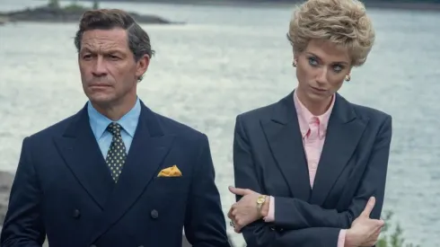 Dominic West y Elizabeth Debicki