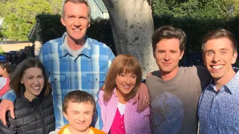 Los Heck se fueron y nos dejaron un vacío muy grande, pero con suerte las series que te recomendamos te harán extrañarla un poco menos.