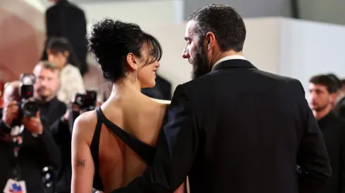 Dua Lipa fue vista en Cannes junto a Romain Gavras, quien se especula es su novio