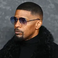 Jamie Foxx: fuente afirma que está \'parcialmente paralizado y ciego\'