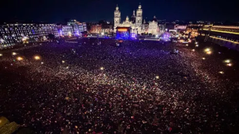 El concierto de los Cadillacs rompió el récord de asistencia al Zócalo.

