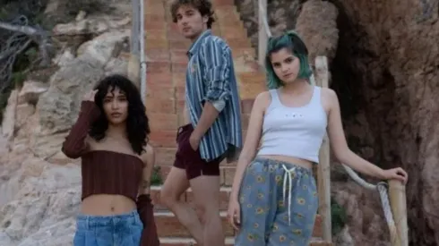 Reparto de ‘A través del mar’ de Netflix