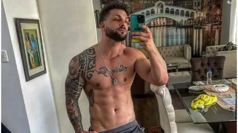 Nicola ha robado la atención en La Casa de los Famosos, México, pero su carrera está rodeada de polémicas