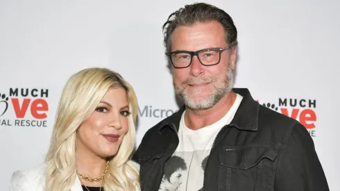 Dean McDermott publica que se divorcia de Tori Spelling y luego borra el mensaje