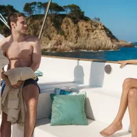 ¿A qué hora se estrena A Través del Mar y dónde verla?