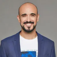 Abel Pintos presentó su nuevo disco con canciones patrias
