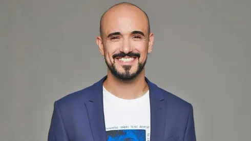 Abel Pintos presentó su nuevo disco con canciones patrias