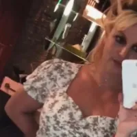 Revelan video de Britney Spears siendo golpeada por guardia de seguridad