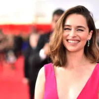 Emilia Clarke responde a las críticas de Anthony Hopkins al CGI