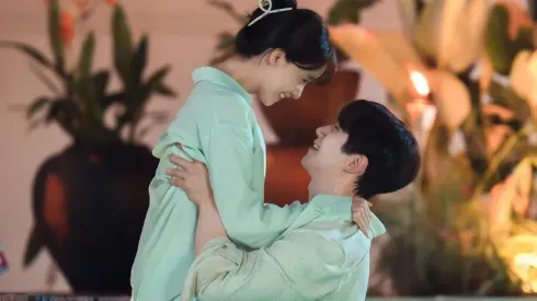 Te decimos cuándo termina la serie furor de Netflix