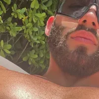 Manuel Turizo: las FOTOS virales del cantante corriendo DESNUDO por Miami