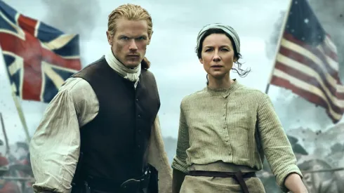 Sam Heughan y Caitriona Balfe en Outlander.