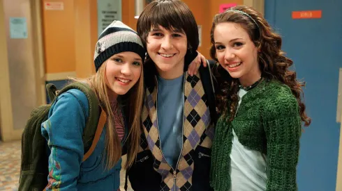 Mitchell Musso junto a Miley Cyrus en Hannah Montana.