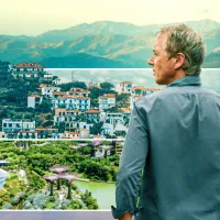 De qué se trata Vivir 100 años, el gran éxito de Netflix