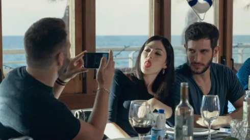 Úrsula Corberó y Quim Gutiérrez en 'El cuerpo en llamas'