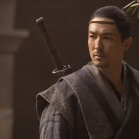 Entrevista exclusiva con Daniel Henney de La Rueda del tiempo 2