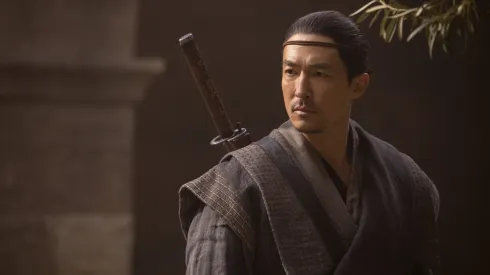 Daniel Henney da vida a Lan Mandragoran en La Rueda del Tiempo 2