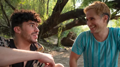 Bad Bunny y Gael García Bernal en Cassandro.