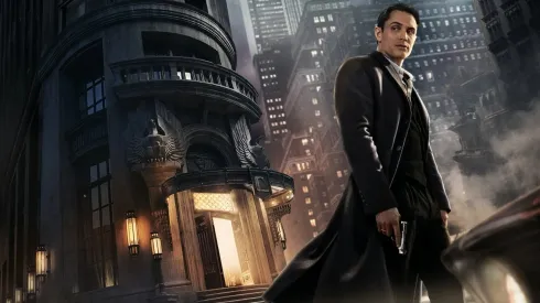 Colin Woodell es el protagonista de la nueva serie de Prime Video, El Continental: Del Univeros de John Wick.