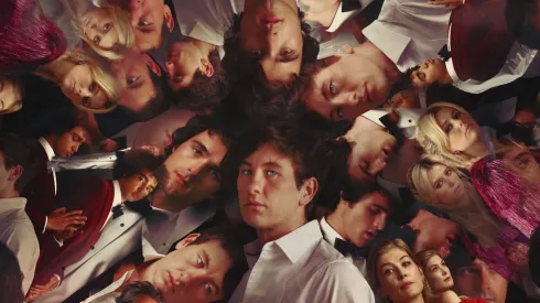 Los protagonistas de la nueva película original de Prime Video dirigida por Emmerald Fennell.