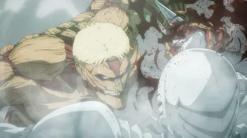La batalla no tuvo tregua en el final de Shingeki No Kyojin.