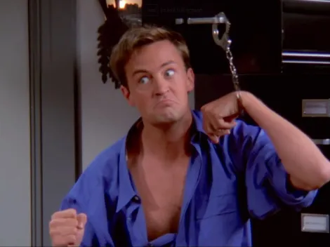 Friends: querían que a Chandler de engañara a Mónica y Matthew Perry lo impidió