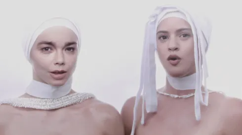 Letra de la nueva canción "Oral".