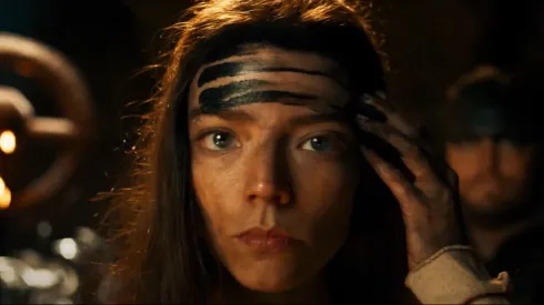 El popular personaje que conocimos en Mad Max: Furia en la Carretera por fin ha sido presentado al público.