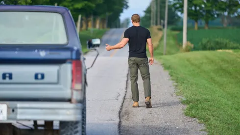 Alan Ritchson es Reacher en la serie original de Prime Video.