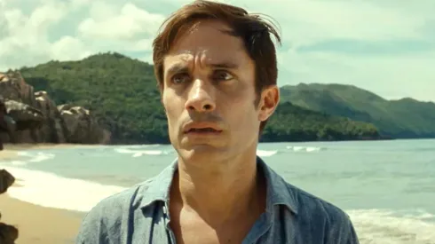 Gael García Bernal en Viejos, el reciente estreno de Netflix.