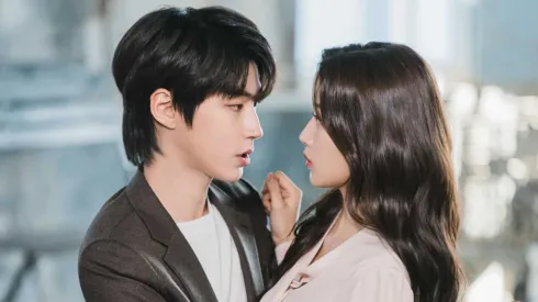 Títulos similares a True Beauty.