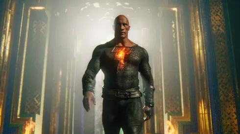 La película está protagonizada por "La roca"