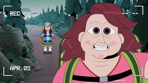 Martha Kelly da vida a Caro.
